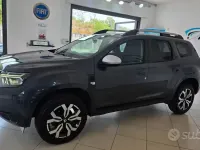 Usata Dacia Duster Prestige 150 CV (110 kW) 2022 Grigio SUV