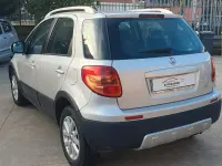 Usata Fiat Sedici Emotion 135 CV (99 kW) 2014 Argento SUV