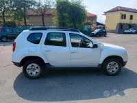 Usata Dacia Duster 90 CV (66 kW) 2011 Bianco SUV