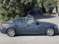 Usata Alfa Romeo Giulia Super 150 CV (110 kW) 2017 Blu Berlina