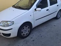 Usata Fiat Punto Dynamic 80 CV (58 kW) 2004 Utilitaria