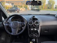 Usata Opel Corsa 86 CV (63 kW) 2014 Utilitaria