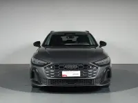 Usata Audi A5 S-Line 205 CV (150 kW) 2024 Grigio daytona perlato Station wagon