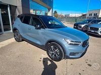 Usata Volvo XC40 Momentum 163 CV (119 kW) 2022 Grigio SUV