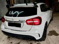 Usata Mercedes GLA200 136 CV (100 kW) 2015 Bianco SUV