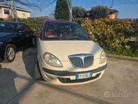 Usata Lancia Ypsilon 60 CV (44 kW) 2005 Beige Utilitaria