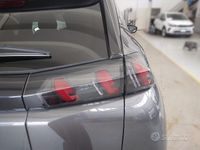 Usata Peugeot 2008 Allure 131 CV (96 kW) 2023 Grigio SUV