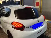 Usata Peugeot 208 82 CV (60 kW) 2017 Bianco Utilitaria
