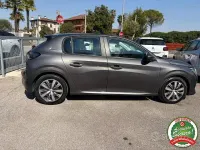 Usata Peugeot 208 Allure 101 CV (74 kW) 2019 Grigio Utilitaria
