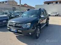 Usata Dacia Duster Lauréate 109 CV (80 kW) 2018 Nero SUV
