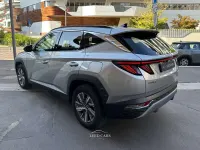 Usata Hyundai Tucson 179 CV (131 kW) 2024 Shimmering silver SUV
