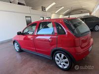 Usata Opel Corsa 80 CV (58 kW) 2006 Rosso Utilitaria