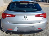 Usata Alfa Romeo Giulietta 105 CV (77 kW) 2011 Grigio Utilitaria