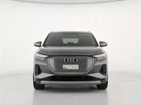 Usado Audi Q4 e-tron Advanced 150 kW (204 CV) 2022 Gris SUV