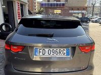Usata Jaguar F-Pace Portfolio 179 CV (131 kW) 2016 Grigio SUV