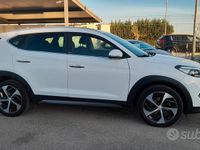 Usata Hyundai Tucson 116 CV (85 kW) 2016 Bianco SUV