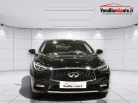 Usata Infiniti Q30 Business 109 CV (80 kW) 2017 Nero Utilitaria