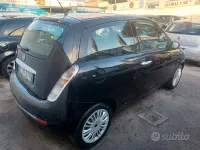 Usata Lancia Ypsilon 60 CV (44 kW) 2009 Nero Utilitaria