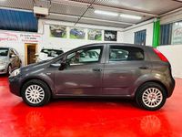 Usata Fiat Punto Lounge 69 CV (50 kW) 2016 Grigio Utilitaria