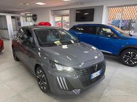 Usata Peugeot 208 Allure 101 CV (74 kW) 2025 Grigio Utilitaria
