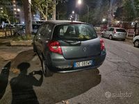 Usata Renault Clio III 86 CV (63 kW) 2006 Grigio Berlina