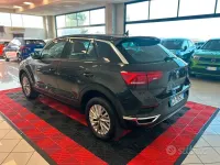 Usata VW T-Roc Style 110 CV (80 kW) 2021 Grigio SUV