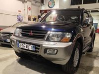 Usata Mitsubishi Pajero 160 CV (117 kW) 2002 Blu petrolio SUV