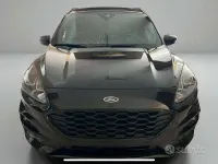 Usata Ford Kuga 120 CV (88 kW) 2023 Nero SUV