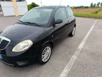 Usata Lancia Ypsilon 60 CV (44 kW) 2008 Nero Utilitaria