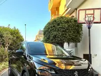 Usado Peugeot 5008 Allure 131 CV (96 kW) 2022 Negro SUV