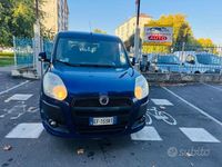 Usata Fiat Doblò Emotion 90 CV (66 kW) 2010 Blu Monovolume