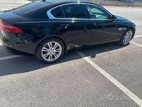 Usata Jaguar XE 180 CV (132 kW) 2015 Nero Berlina