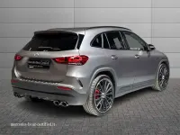 Usata Mercedes GLA45 AMG AMG 420 CV (308 kW) 2022 Grigio montagna magno designo SUV