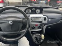 Usata Lancia Ypsilon 75 CV (55 kW) 2008 Grigio Utilitaria