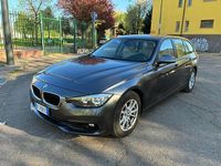 Usata BMW 318 Advantage 150 CV (110 kW) 2016 Grigio Station wagon