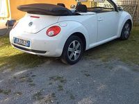 Usata VW New Beetle 105 CV (77 kW) 2010 Bianco Utilitaria