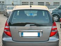 Usata Mercedes A180 Avantgarde 109 CV (80 kW) 2007 Grigio Berlina
