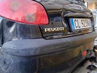 Usata Peugeot 206 90 CV (66 kW) 2000 Nero Utilitaria