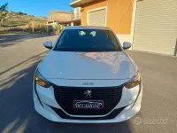 Usata Peugeot 208 Active 75 CV (55 kW) 2021 Bianco Utilitaria