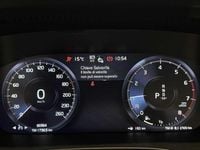 Usata Volvo XC40 Momentum 129 CV (94 kW) 2021 Bianco SUV