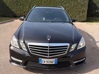 Usata Mercedes E220 Avantgarde 169 CV (124 kW) 2012 Nero Station wagon