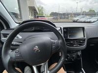 Usata Peugeot 2008 Active 82 CV (60 kW) 2017 SUV