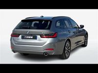 Usata BMW 318 Comfort Edition 149 CV (109 kW) 2025 Grigio chiaro Station wagon