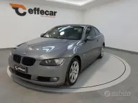 Usata BMW 330 272 CV (200 kW) 2007 Grigio Coupé