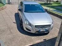 Usata Volvo V60 136 CV (100 kW) 2012 Grigio Station wagon