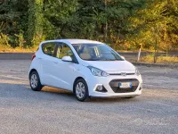 Usata Hyundai i10 Edition 66 CV (48 kW) 2016 Bianco Utilitaria