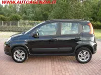Usata Fiat Panda 4x4 Climbing 75 CV (55 kW) 2014 Nero metallizzato Utilitaria