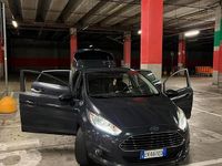 Usata Ford Fiesta 75 CV (55 kW) 2014 Blu Utilitaria