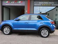 Usata VW T-Roc R-line 150 CV (110 kW) 2024 Ravenna blue / metallizzato SUV