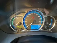 Usata Toyota Yaris Hybrid Active 74 CV (54 kW) 2015 Grigio Berlina